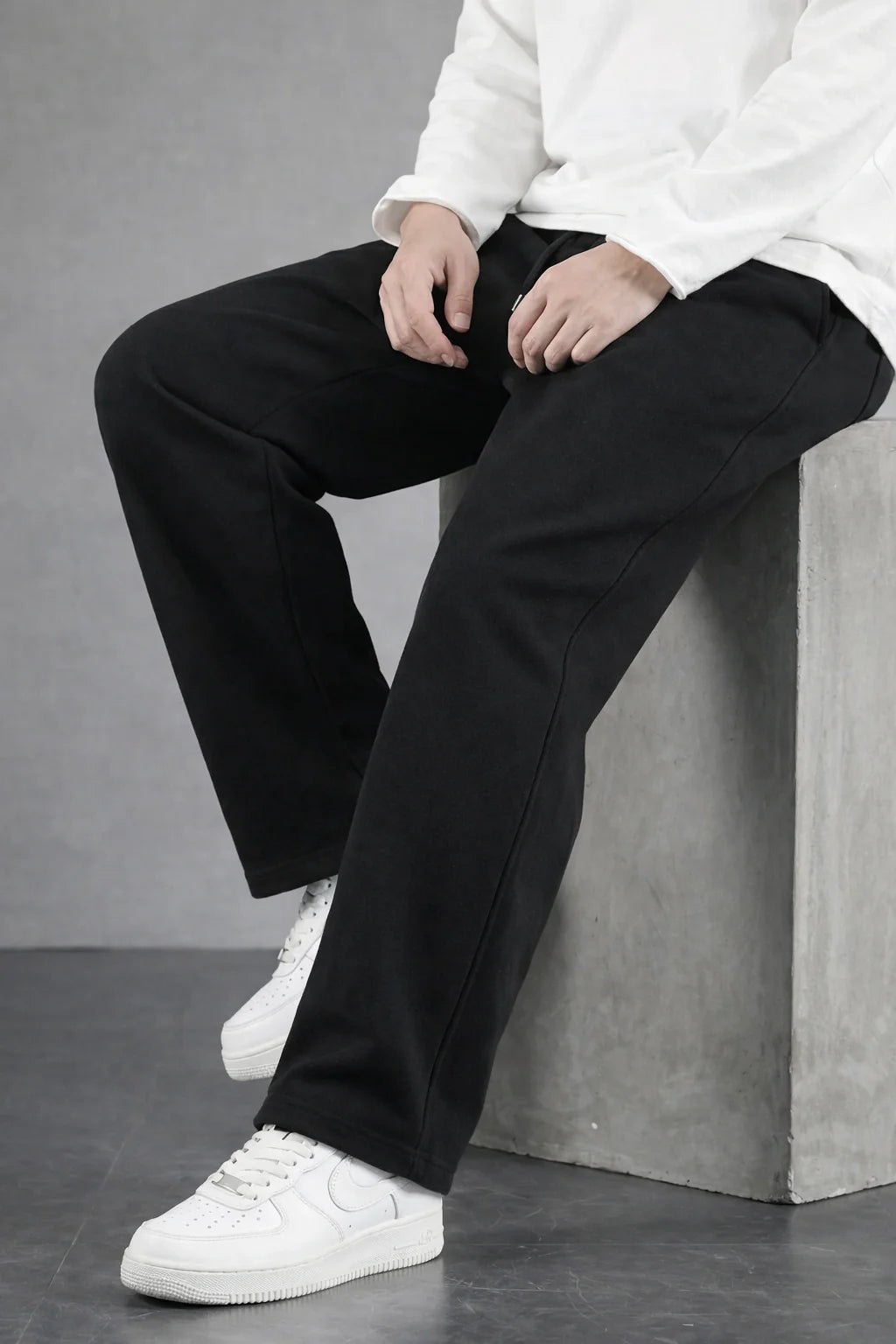 Black Unisex Sweatpants